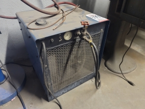 S.W. PUTNAM ENGINE LATHE, 9" 3-JAW CHUCK, TAILSTOCK-379