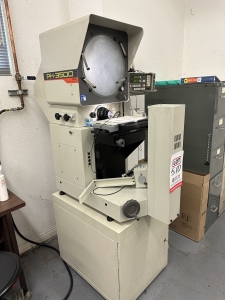 MITUTOYO PH-3500 PROFILE PROJECTOR, W/ MITUTOYO MICROPAK 2 CONTROLS, S/N 172-510