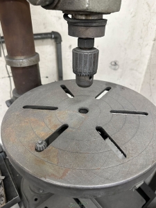 DURACRAFT 15inch DRILL PRESS MODEL 40160 5 SPEED BENCHTOP MODEL S N G00005-1