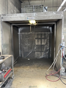 BLEEKER BROS. SPRAY BOOTH 8 ftW X 7 ftD X 94inch HT LIGHTED-17