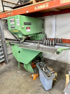 STRIPPIT CUSTOM 18 30 SINGLE END 30 TON PUNCH PRESS CAT. NO. 101830 AEF MATERIAL THICKNESS: 1 4inch MILD STEEL S N 46513179 W  PUNCH DIES-34