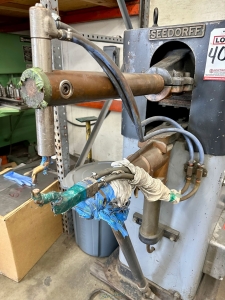 SEEDORFF SPOT WELDER MODEL 3010 75 KVA 12? ARMS S N 11325-40