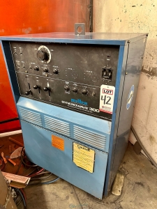 MILLER SYNCROWAVE 300 WELDING POWER SOURCE W  ARGON TANK-42
