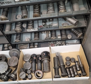 LOT   ALL TURRET PUNCHES WALL RACKS INCLUDED-55