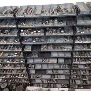 LOT   ALL TURRET PUNCHES WALL RACKS INCLUDED-55