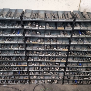 LOT   ALL TURRET PUNCHES WALL RACKS INCLUDED-55