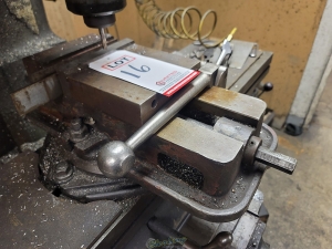 6" MILLING VISE, NO DATA TAG-16