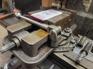 6" MILLING VISE, NO DATA TAG-16