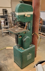 POWERMATIC BAND SAW, MODEL 141, 14" THROAT, 15" X 15" CAST TABLE, 115V, SINGLE PHASE, 1/2" X 96" BLADE, S/N 7841198-12