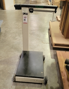 METTLER-TOLEDO PORTABLE BEAM SCALE, MODEL 4182-A, 1,000 LB CAPACITY, 19" X 28" PLATFORM, S/N 7710645.7SU-16