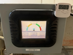 ALMEX THERMOFORMER VACUUM PRESS, 52" X 107" AIR TABLE-31