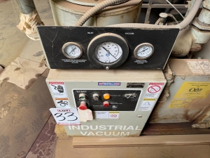 2001 KOMO CNC ROUTER, MODEL VR 510 MACH ONE, GE FANUC SERIES 210i-M CONTROL, 5' X 10' VACUUM TABLE, 8-STATION TOOL CHANGER, S/N 36327-03-01-01-33