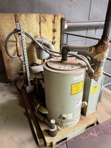 2001 KOMO CNC ROUTER, MODEL VR 510 MACH ONE, GE FANUC SERIES 210i-M CONTROL, 5' X 10' VACUUM TABLE, 8-STATION TOOL CHANGER, S/N 36327-03-01-01-33