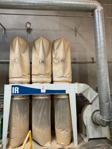 2001 LMC DUST COLLECTION SYSTEM, MODEL 360IR915B, 10 HP, S/N 02640, W/ BLOWER, (6) BAGS-35