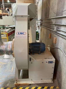 2001 LMC DUST COLLECTION SYSTEM, MODEL 360IR915B, 10 HP, S/N 02640, W/ BLOWER, (6) BAGS-35