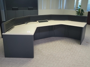 COCKPIT STYLE GULLWING CONSOLE CONFIGURATION W/ SLATWALLS AND PIE-SHAPED STORAGE TRANSITION, COLOR: GRANITE & WROUGHT IRON-180