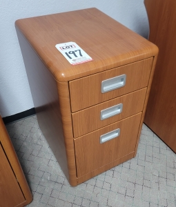 FREESTANDING 3-DRAWER PEDESTAL, COLOR: CHERRY-197