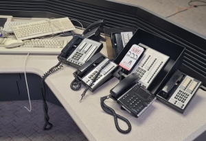 LOT - (7) MULTI-LINE PHONES AND (3) COMPUTER KEYBOARDS-222A