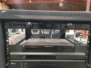 LOT - ELECTRONICS RACK, W/ CONTENTS OF ELECTRONICS-224