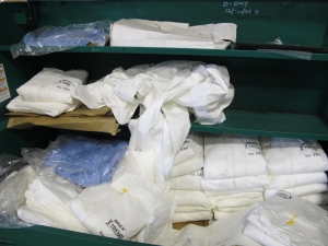 GREENLEE ROLLING JOB BOX W/ CONTENTS  (G-49) LOADING & HANDLING FEE $25-