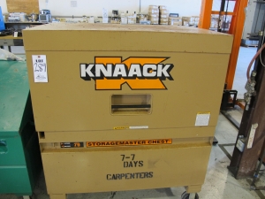 KNAACK ROLLING JOB BOX W/ CONTENTS (G-49) LOADING & HANDLING FEE $25-