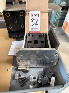 LOT - (1) 5TH AXIS 90 DEGREE ADAPTER MOUNT, MODEL RL96A-90 AND (1) 5TH AXIS 96 MM MASTER GAUGING PALLET, MODEL RL96-MP-32