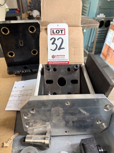 LOT - (1) 5TH AXIS 90 DEGREE ADAPTER MOUNT, MODEL RL96A-90 AND (1) 5TH AXIS 96 MM MASTER GAUGING PALLET, MODEL RL96-MP-32