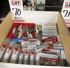 LOT - DRILLS AND END MILLS-70