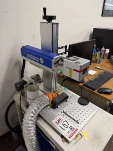 OMTECH LASER MARKING MACHINE, MODEL LYF-30BW, S/N 20250401009, WORKSPACE: 175 X 175 MM, LASER POWER: 30W-107B