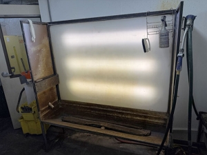 PRESSURE WASHING STATION, 6' X 2' X 4' HT, W/ STAND AND BACKLIT CLEANING TROUGH, 62" X 18", W/ EYEWASH STATION-121