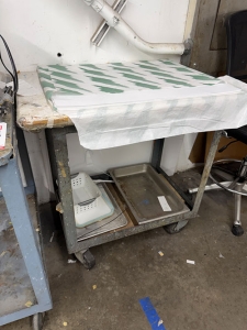 LOT - (2) SHOP CARTS, 21" X 32" EACH, CONTENTS NOT INCLUDED-184