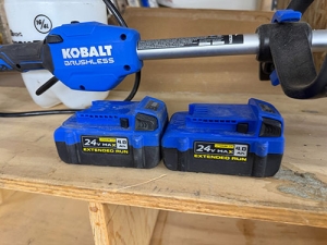 LOT -KOBALT CORDLESS 24V WEEDWHACKER AND LEAF BLOWER, W/ (2) 24V RECHARGEABLE BATTERIES AND 1-GAL TANK SPRAYER-203