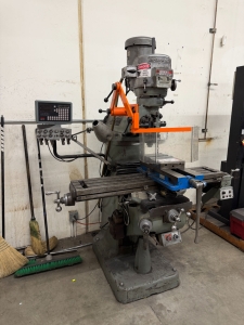 BRIDGEPORT SERIES I VERTICAL MILL, 2 HP, UNIQ SDS6-2V DRO, 9" X 48" TABLE, POWERFEED, S/N 234710, J-HEAD S/N J253605-18