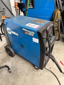 MILLER MILLERMATIC 252 WELDING POWER SOURCE, STOCK NO. 907321, S/N ME030257N, GAS CYLINDER NOT INCLUDED-36