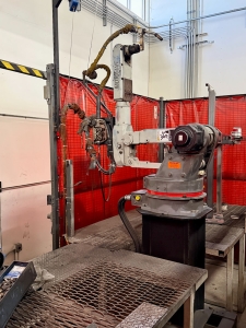 MOTOMAN WELDING CELL W/ ROBOTIC WELDING ARM, MOTOR REWIND REPAIR NEEDED-53