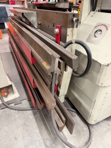 1991 ACCURPRESS 7608 PRESS BRAKE, 60 TON X 8' BED, ACCURPRESS CNC GAUGE SYSTEM, S/N 1846-55