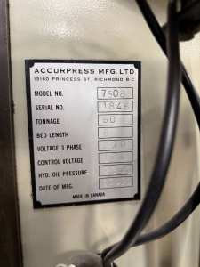 1991 ACCURPRESS 7608 PRESS BRAKE, 60 TON X 8' BED, ACCURPRESS CNC GAUGE SYSTEM, S/N 1846-55