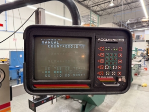 1991 ACCURPRESS 7608 PRESS BRAKE, 60 TON X 8' BED, ACCURPRESS CNC GAUGE SYSTEM, S/N 1846-55