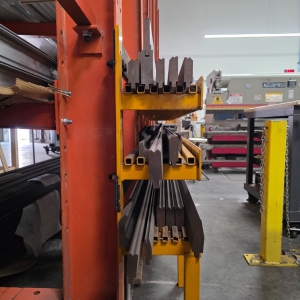 LOT - RACK, W/ CONTENTS OF PRESS BRAKE DIES, LENGTHS UP TO 99"-55A