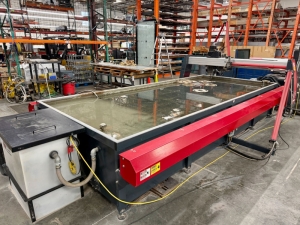 OMAX-2022 OMAX MAXIEM M2040 ABRASIVE WATERJET CUTTING SYSTEM, 3-AXIS CUTTING HEAD, TABLE SIZE: 13' 4" X 7'0" XY,  CUTTING TRAVEL: 13' 4" X 6' 8", Z-AXIS TRAVEL: 12", MAXJET 5I NOZZLE, 600 LB. ABRASIVE HOPPER, PULL-TO-OPEN VALVE SINGLE NOZZLE, WATER FILTER, CUTTING TABLE, S/N M20405268-57