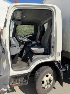 2022 ISUZU NPR HD BOX TRUCK, 5.2L 4-CYLINDER TURBO DIESEL ENGINE, 20' BOX, 215 HP, REAR LIFTGATE, APPROX. 19,807 MILES, CA LIC: 33384J3, VIN: JALC4W161N7014381-62