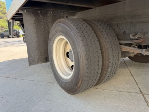 2022 ISUZU NPR HD BOX TRUCK, 5.2L 4-CYLINDER TURBO DIESEL ENGINE, 20' BOX, 215 HP, REAR LIFTGATE, APPROX. 19,807 MILES, CA LIC: 33384J3, VIN: JALC4W161N7014381-62
