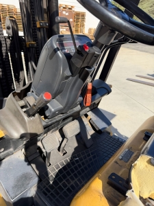 2004 CATERPILLAR LPG FORKLIFT, MODEL GC30K, 6,000 LB CAPACITY, 4-STAGE MAST, SIDE SHIFT, 5' FORKS, SOLID CUSHION TIRES, LOAD LIGHTS, REARVIEW MIRRORS, REAR SAFETY BEACON, CLEARCAP RAINCAP, APPROX. 8,077 HOURS, S/N AT83E00502, (DELAYED PICKUP UNTIL TUESDAY, AUGUST 18)-64
