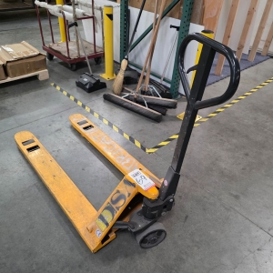 ULINE PALLET JACK, MODEL H-1043, 5,500 LB CAPACITY-69