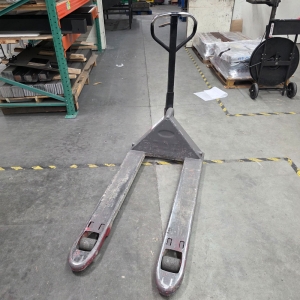 CROWN PALLET JACK, 5,000 LB CAPACITY-71