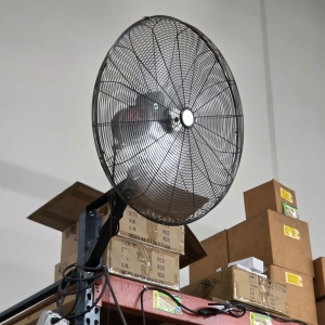30" HURRICANE PRO WALL FAN-92