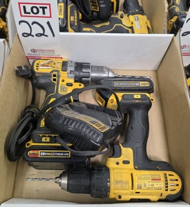 LOT - (2) DEWALT 20V CORDLESS DRILLS W/ BATTERIES AND CHARGER-221