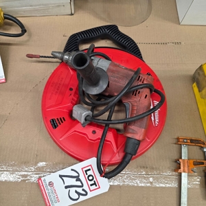 LOT - MILWAUKEE 1/2" MAGNUM HOLE SHOOTER AND 50' NON-CONDUCTIVE FISH TAPE-273
