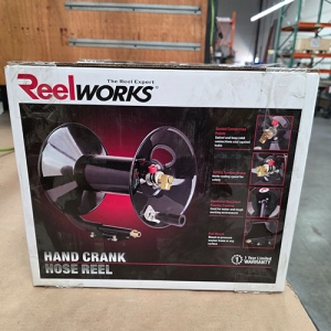 REELWORKS HAND CRANK HOSE REEL, MODEL L201303, IN BOX W/ ORIGINAL PACKING, FOR 100' OF 3/8" AIR HOSE-295