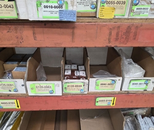 LOT - SOLDER AND FASTENERS-357